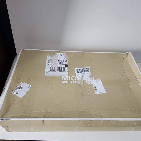 Michael Kors Carlisle Black Leather Pullon  Knee-High Boots - Picture 11 of 11